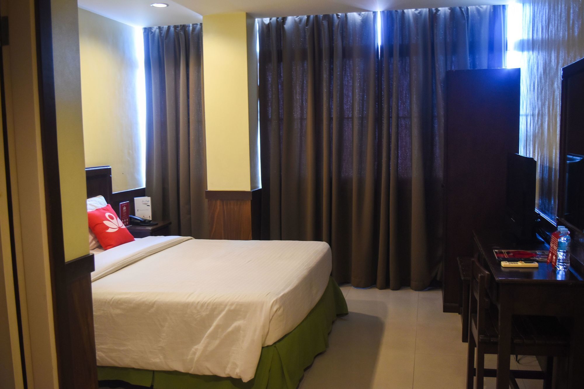 Zen Rooms Roxas Avenue Davao City Exterior foto